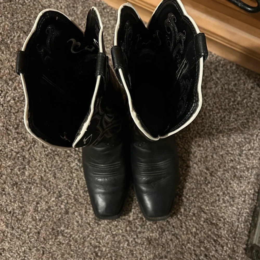 Justin Black and Purple Western Boots - Picture 3 of 7